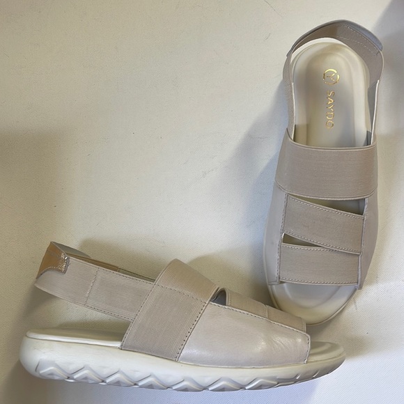Saydo Women’s Lightweight Comfy Sandals Off White Size 38 (US 7.5 -8) - Picture 2 of 12